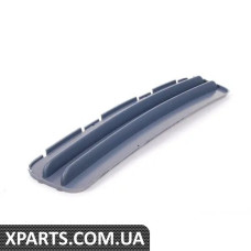 51112233869 BMW Решітка переднього бампера - по центру