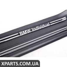 51477893998 BMW E46 "BMW Individual" Накладка на задні двері - права