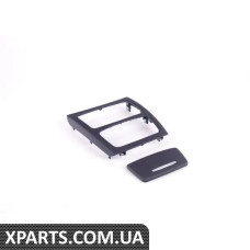 51167898825 BMW Накладка на задню консоль - schwarz