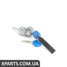 51218244052 BMW ЗАХВАТ С КЛЮЧОМ СПРАВА