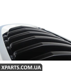 51137305590 BMW Решітка - передня - права