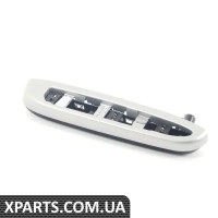 51437053016 BMW Оббивка заднього підлокітника - права