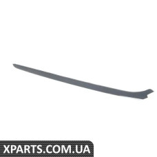 51317258188 BMW Облицювання лобового скла - права