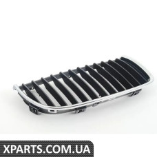 51137120008 BMW Решітка - хромована рама з чорною решіткою
