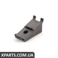 17211719126 BMW Кронштейн кріплення масляного радіатора E30