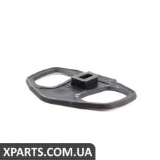 51218124668 BMW Прокладка дверної запірної планки - вказана ціна за штуку