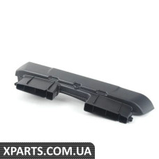 13717791985 BMW Впускний канал