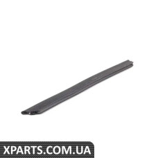 51231917748 BMW Прокладка правого капота - 365 мм