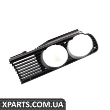 51131945885 BMW Панель решітки E30 - ліва