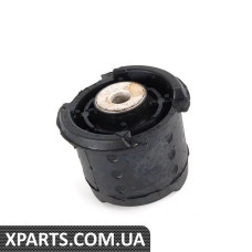 33316770783 BMW Втулка заднього підрамника - передня ліва