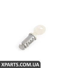82730300930 BMW зловити з ключем