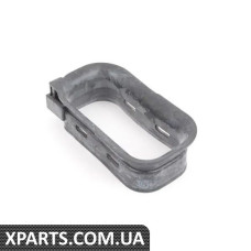 13718622986 BMW ВПУСКНИЙ ПАТРУБОК ПЕРЕДНІЙ