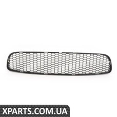 51118050494 BMW Сітка решітки бампера - середня