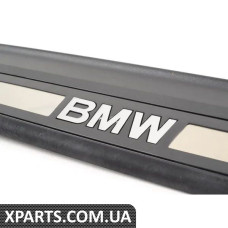 51477172296 BMW Накладка порога передніх дверей - права