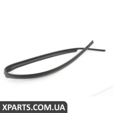 51767293711 BMW Ущільнення переднього капота