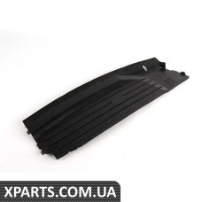 51717011218 BMW Воздуховод радиатора — нижний