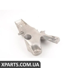 22116772673 BMW Опорний кронштейн двигуна - лівий
