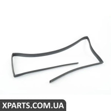 51711970462 BMW E31 Ущільнювач заднього капота
