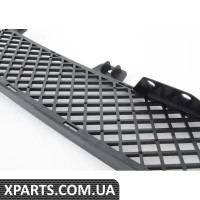 51117203790 BMW Нижня решітка переднього бампера - по центру
