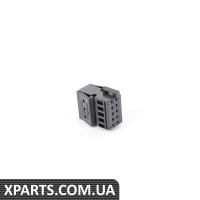 61136913666 BMW РОЗЕТКА КОРПУС