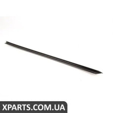 51768036668 BMW Облицювання переднього вікна E93 - Ціна за штуку