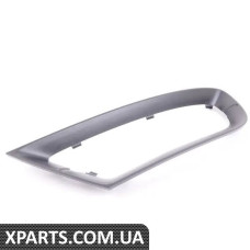 51117203794 BMW Чорне нижнє облицювання решітки бампера - права