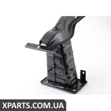 51117178599 BMW Утримувач бампера - передній