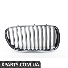 51137203650 BMW Решітка радіатора F10 (хром)