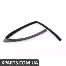 51348159818 BMW Ущільнювач заднього скла - правий