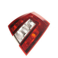5JJ945112 VAG Ліхтар задній правий Spaceback