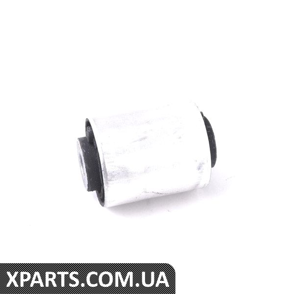 Втулка переднього нижнього важеля керування - зовнішня Porsche 97034124301 Втулка переднього нижнього важеля керування - зовнішня Porsche 97034124301