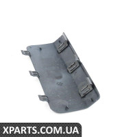 Кришка буксирного гака заднього бампера - ліва (з боку водія) Mercedes Benz 16388017059999 Кришка буксирного гака заднього бампера - ліва (з боку водія) Mercedes Benz 16388017059999