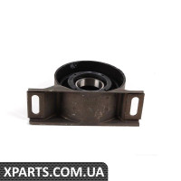 Карданний вал у центрі кріплення BMW 26121226657