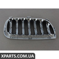 РЕШІТКА BMW 51133402909