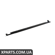 Нижнее уплотнение переднего стекла с накладкой - хром - слева VAG 8D0853283B2ZZ