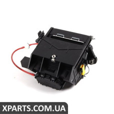 Ручка звільнення кришки багажника Mercedes Benz 2207501293