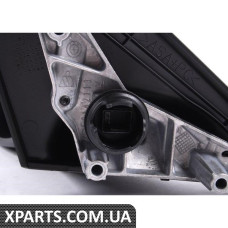 Дзеркало у зборі - зліва BMW 51167282571