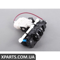 Додатковий механізм блокування кришки багажника Mercedes Benz 2207500684