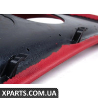 Вставка правої задньої панелі - класичний червоний BMW 51438170330