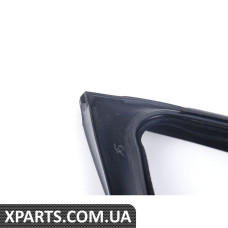 Напрямна переднього скла - зліва BMW 51328226873