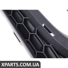 Накладка протитуманної фари VAG 561853666A9B9