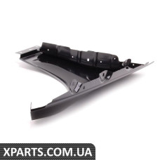 Переднє крило Mercedes Benz 2048801318