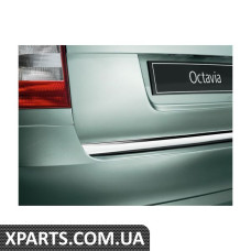 Хромований молдинг на кришку багажника A5 VAG KDA600005