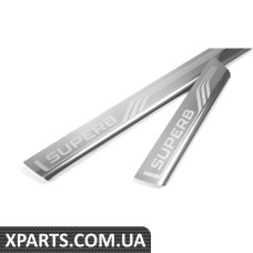 Декоративні/захисні накладки на пороги (м) Superb III VAG 3V0071303