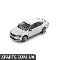 Модель SKODA Octavia A7 1:43 Silver VAG 66243A