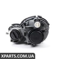 Фара у зборі Mercedes Benz 2038202261