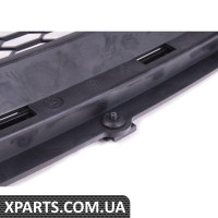 Решітка бампера - Центр BMW 51118047366
