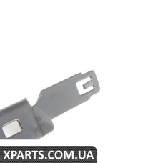 Кронштейн та затискач BMW 13901495757