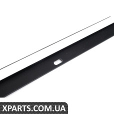 Нижнее уплотнение переднего стекла с накладкой - алюминиевый матовый - слева VAG 8E0853283H