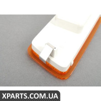 Передній бічний маркер - праворуч VAG 4F0945072